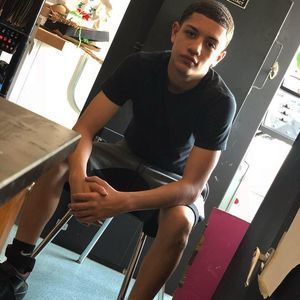 Meet your Posher, Luciano